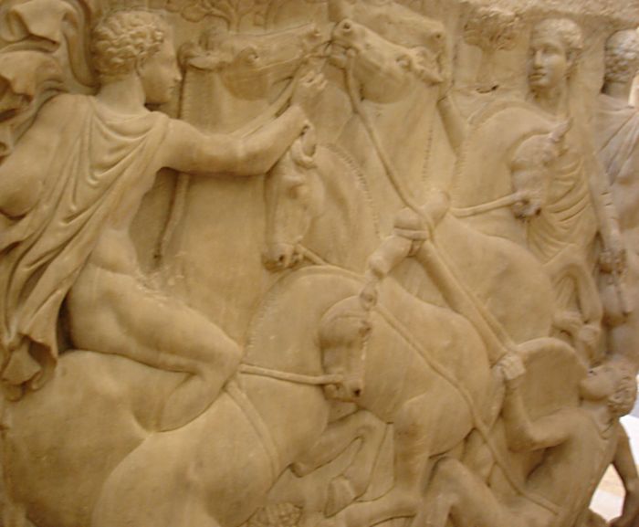Стокновение. Сцена на римском саркафаге. Эрмитаж. (Фото Лимарева В.Н.)“